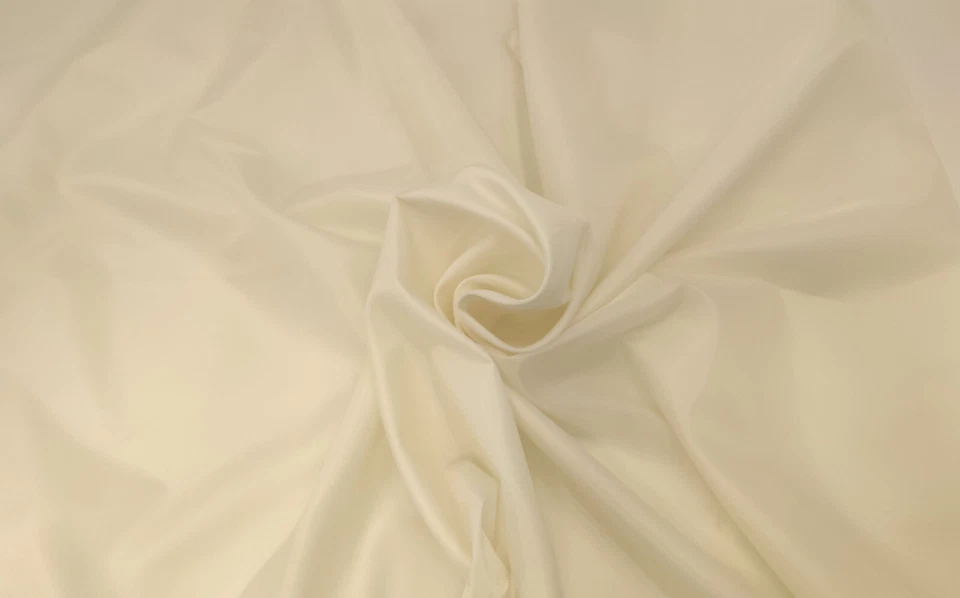 STOFF-KOLLEKTION Futterstoff Creme Meterware 150 cm breit.Dekoration,Bekleidung,Fahnen,Hochzeit