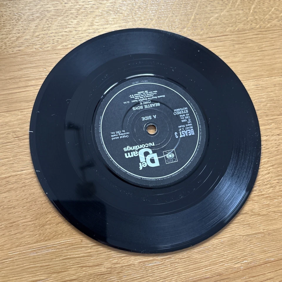 Beastie Boys – Girls / She's Crafty (7”, 1987) - Image 4 of 4