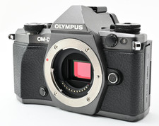 EXCELLENT OLYMPUS OM-D E-M5 Mark II Limited Titanium Body SC262 From JAPAN