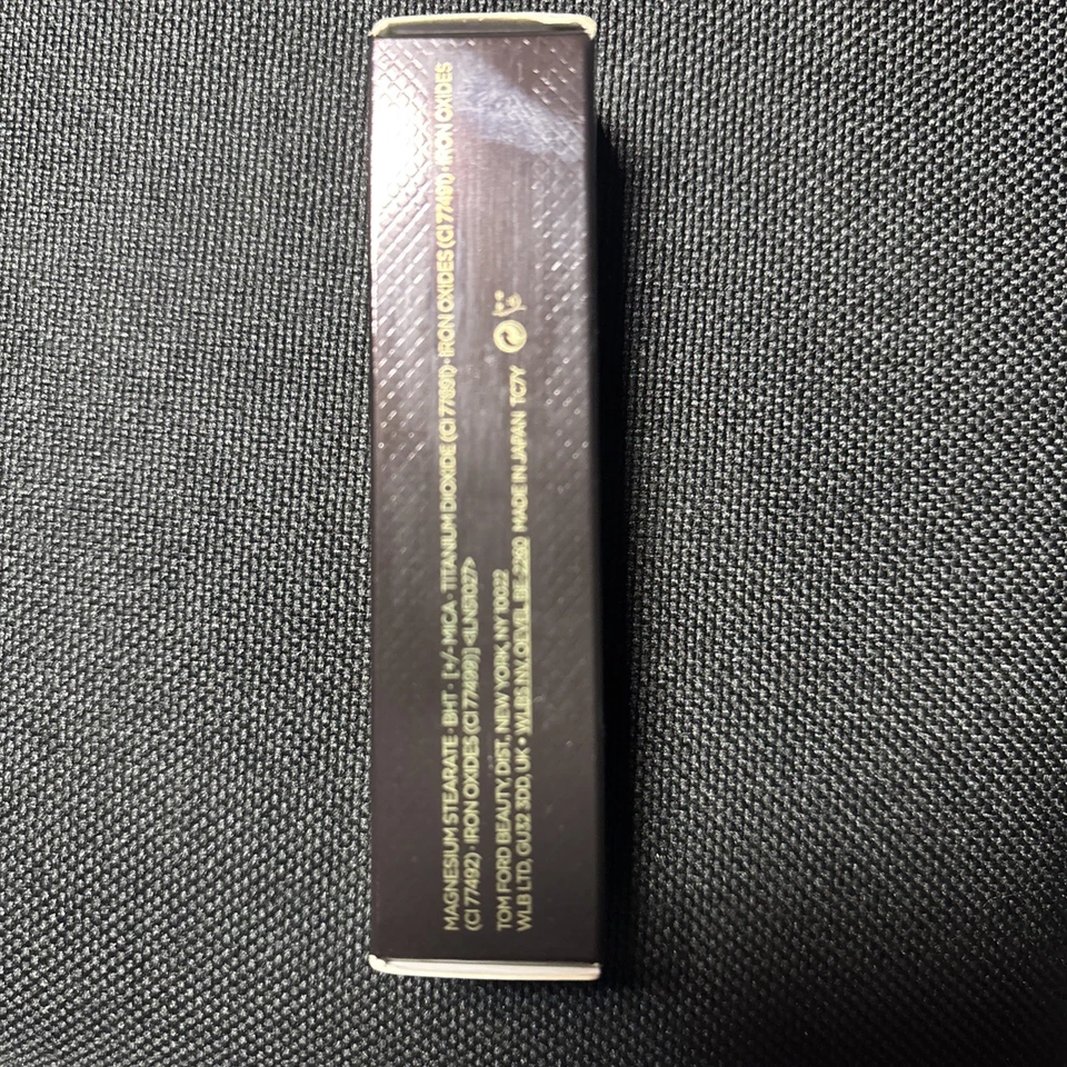 Tom Ford Traceless Soft Matte Concealer 4W1 SAND - Size 0.12 Oz. / 3.5 g New - Image 2 of 4