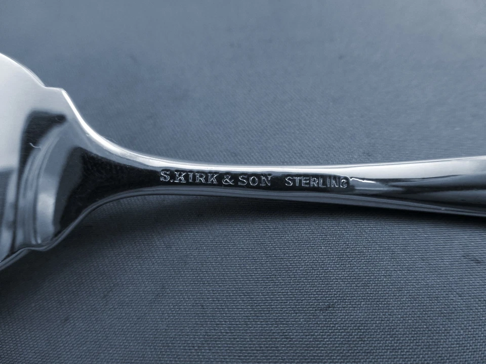 ROSE-KIRK STERLING LARGE DINNER SIZE PLACE SETTING(S)-FRENCH BLADE W/ BOLSTERS  - Image 2 of 2