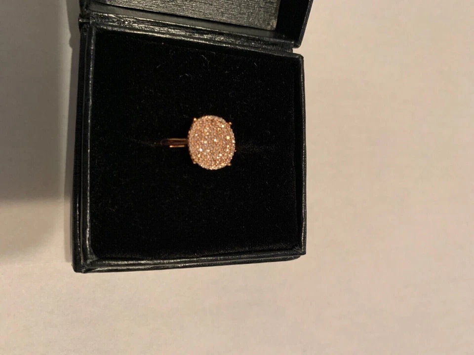 PINK DIAMOND RING, 10K ROSE GOLD, NATURAL , SIZE 8, NEW, 2MM BAND WIDTH - Image 2 of 4