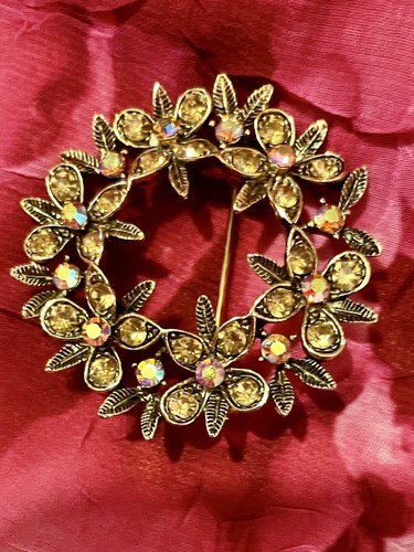 Vintage Art Flower Wreath Brooch Pin Aurora Borealis Crystal Stones Antiqued 2” - Picture 2 of 12
