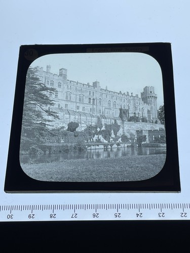 Warwick Castle From The River. Magic Lantern Slide Photo England Scenery - Foto 1 di 4