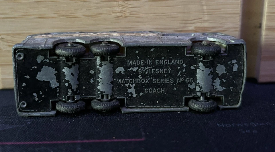 Vintage Matchbox Series No. 66 Greyhound Coach Lesney England - Image 4 of 4