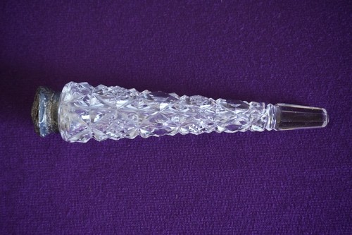 Vintage Crystal glass teardrop perfume vial w/sterling silver lid cap - Picture 5 of 16