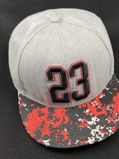 MICHAEL JORDAN 23 OG GREY BLACK RED WHITE CAP BULLS HUSTLE SNAPBACK BAILEY APPAR