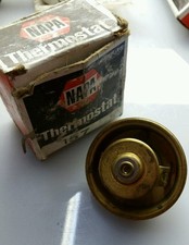 NEW NOS MADE IN USA NAPA 157 THERMOSTAT THM.157 SHIPS FREE