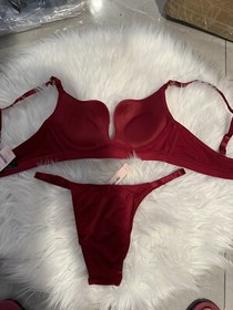 Victoria's Secret Bra And Panties Set