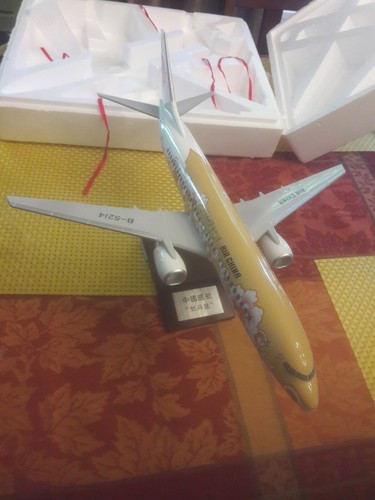 Mint AIR CHINA "PEONY BLOSSOM" B737-700" 1:70 Scale VHTF Aircraft Plane In Box - Picture 10 of 12
