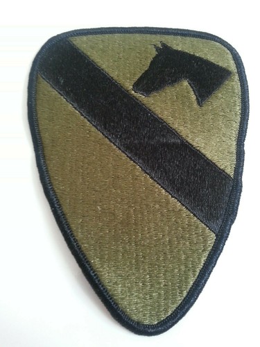 Neu Unissued Military Surplus 1st Cavalry Patch - gedämpfte Farben Nähen / Bügeln - Bild 1 von 2