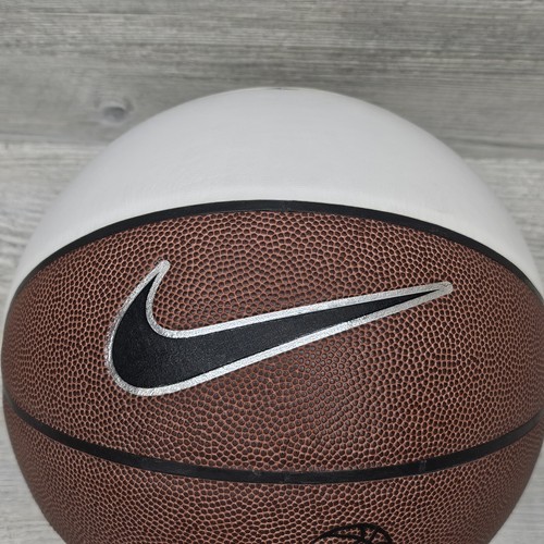 NIKE Versa Tack Autograph Basketball NCAA Big East Conference 29.5" Full Size 7 - Picture 19 of 21