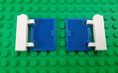*NEW* Lego 4x2 Blue Saloon Swinging Doors Hinge Clips Houses Buildings 2 pieces - Picture 3 of 4