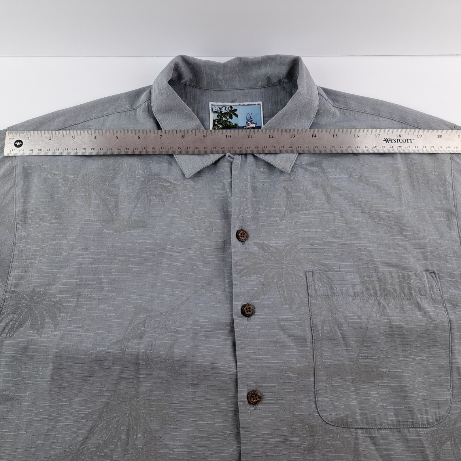 AFTCO Bluewater Hawaiian Shirt Mens Large Gray Button Up S/S Palm Trees Embossed