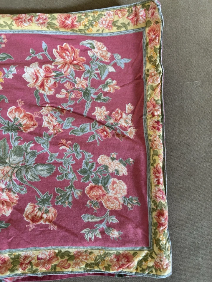 Juego de 2 FUNDA DE ALMOHADA APRIL CORNELL BOTÓN Amarillo Rosa Floral Cabaña Foto 2 de 4