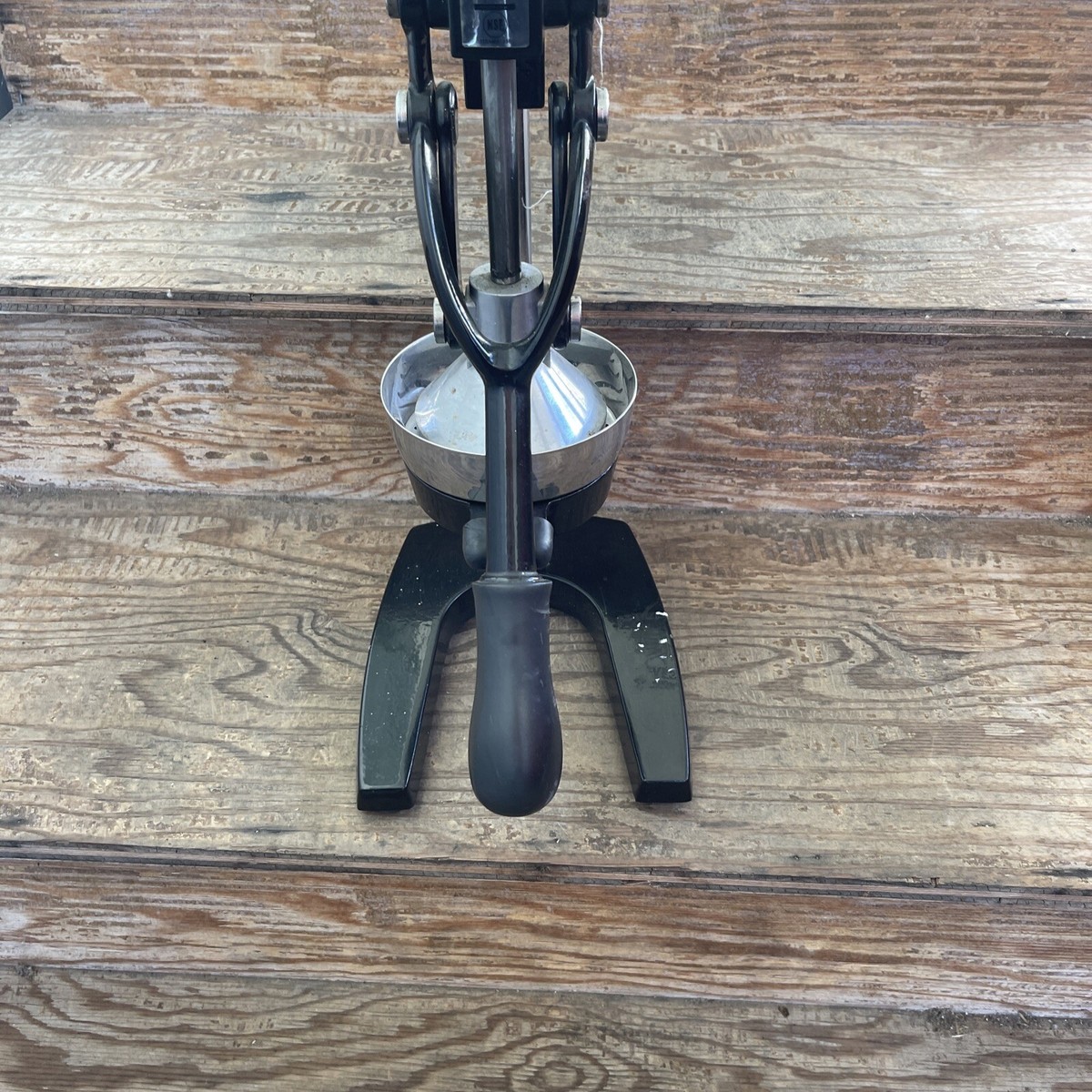 Focus Foodservice Commercial Grade Heavy Duty Juice Press