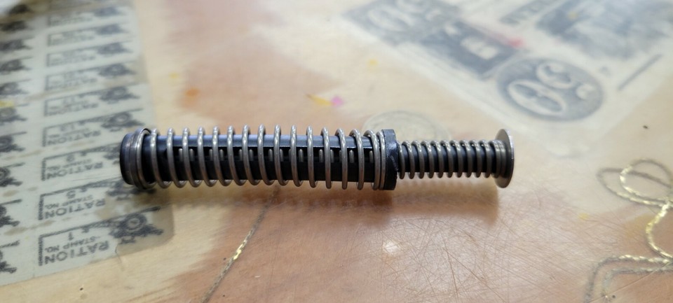 Glock OEM Factory Recoil Spring Assembly (Guide Rod) - SP01533 For G17, G22, G34 & More 5 thumbnail image