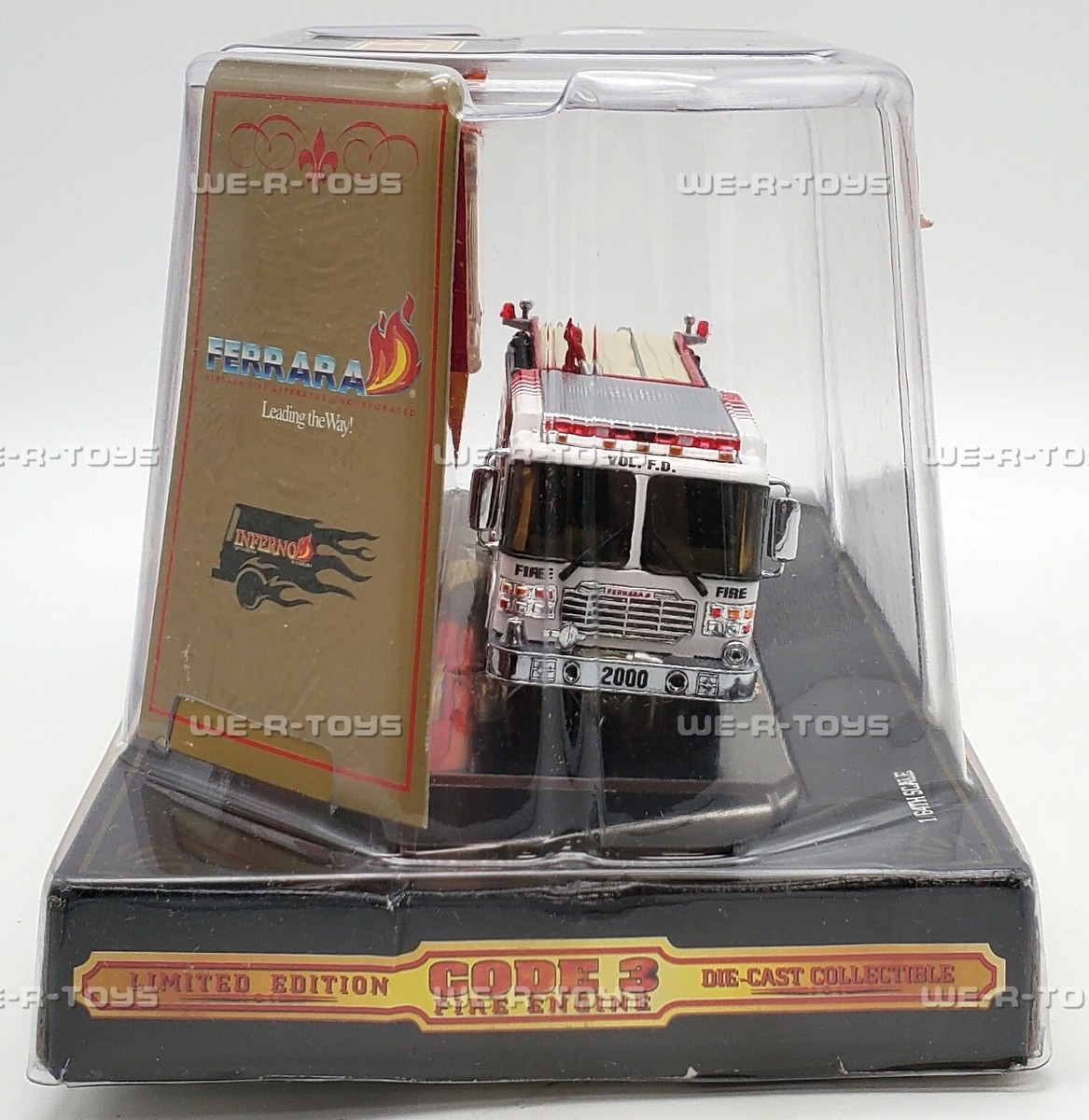 Code 3 Collectors Club Die Cast Fire Engine 2000 Limited