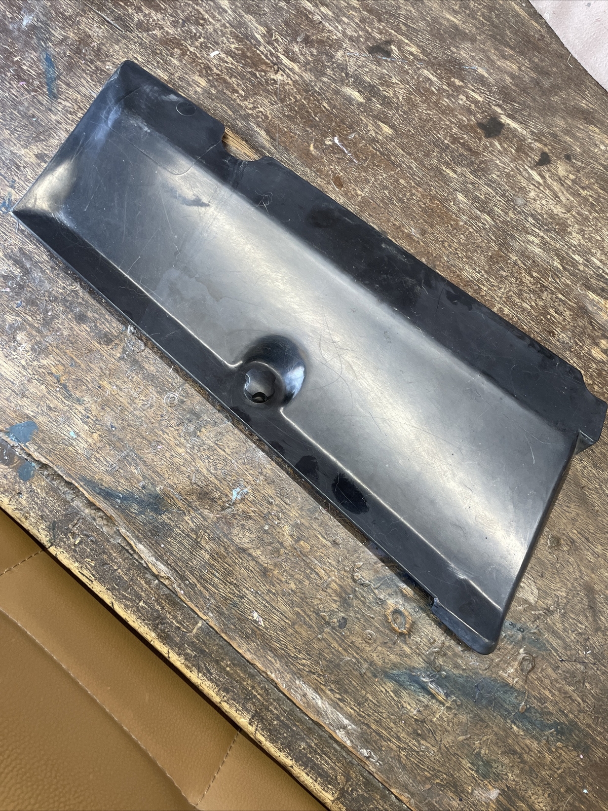 Chrysler TC by Maserati ** READ** Headlamp Access Cover ** MISSING Retainer Tab*