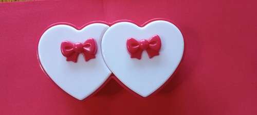 Vintage 3D RED BOW White Double Heart Jewelry Trinket Box Hidden Compartment 50s - Picture 16 of 19