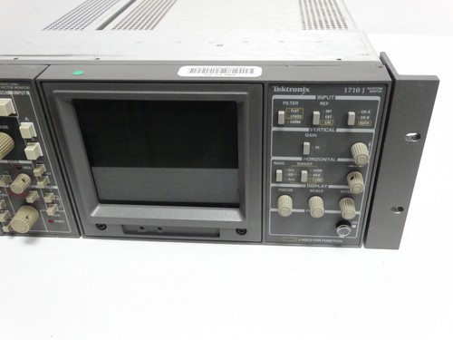 Tektronix 1750 Waveform Vector Monitor & 1710 J Waveform Monitor - Noisy Fan - Picture 6 of 12