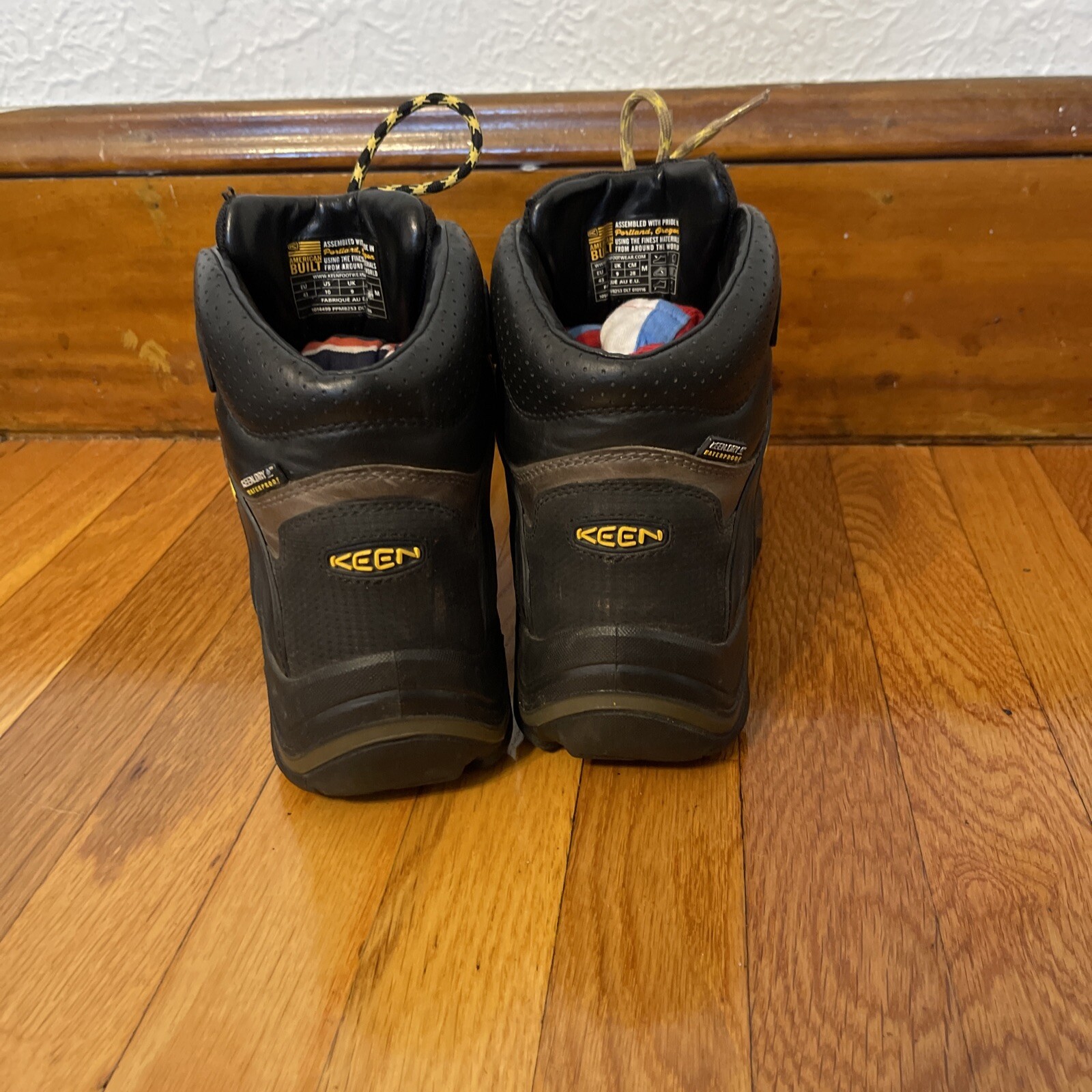 Scarpe da trekking KEEN Peak Mid impermeabili scarpe da esterno stivali da uomo taglia 10