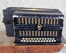 Fisarmonica antica russa funzionante