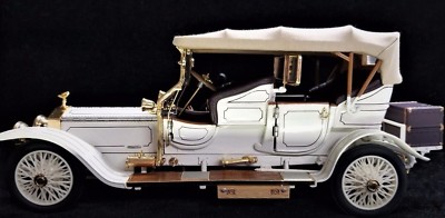 Rolls Royce Classic Custom Built Metal Phantom Model Car Hot Rod Race Promo 1:24