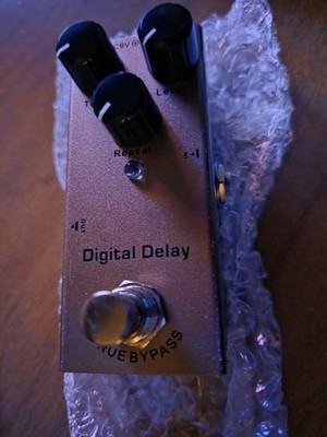 Digital delay effects pedal Truebypass. NEW Free Ship!