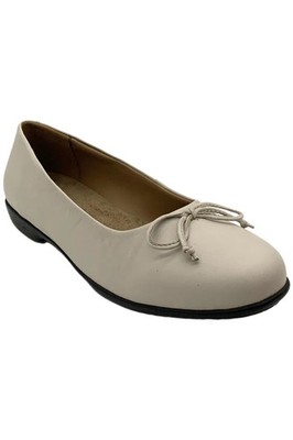 ARRAY Women's Farrah Leather Slip-On Ballet Flats Oyster
