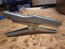 VINTAGE METAL STAPLER BOSTICH MODEL P3 GREY VERY STURDY SEND OFFERS
