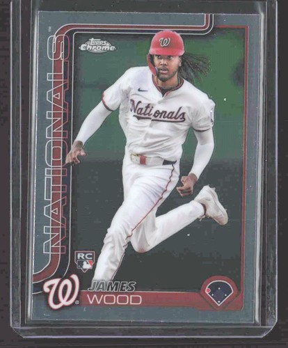 2025 Topps Chrome #132 James Wood