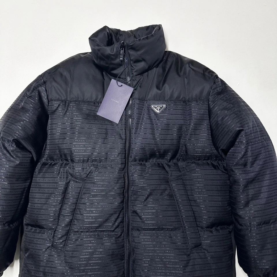 100% AUTHENTIC PRADA REVERSIBLE RE-NYLON SIZE M L 48 LARGE JACKET MENS BLACK - Image 3 of 4