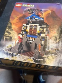 Lego 3052 Ninja Castle NINJA'S FIRE FORTRESS 