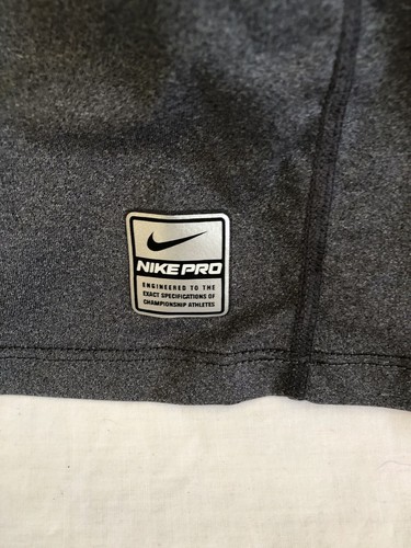Nike Pro Fitted Women’s Size Medium Athletic Shirt - Imagen 4 de 5