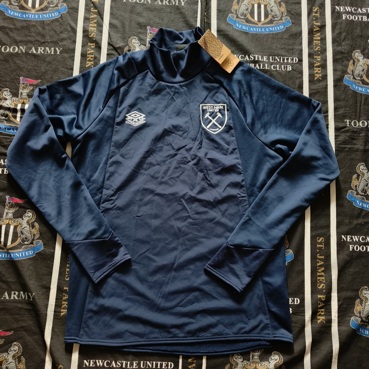 ウェストハム　ドリルトップ　アンブロ West Ham United 2022 2023 Pro Training Football Drill Top Umbro