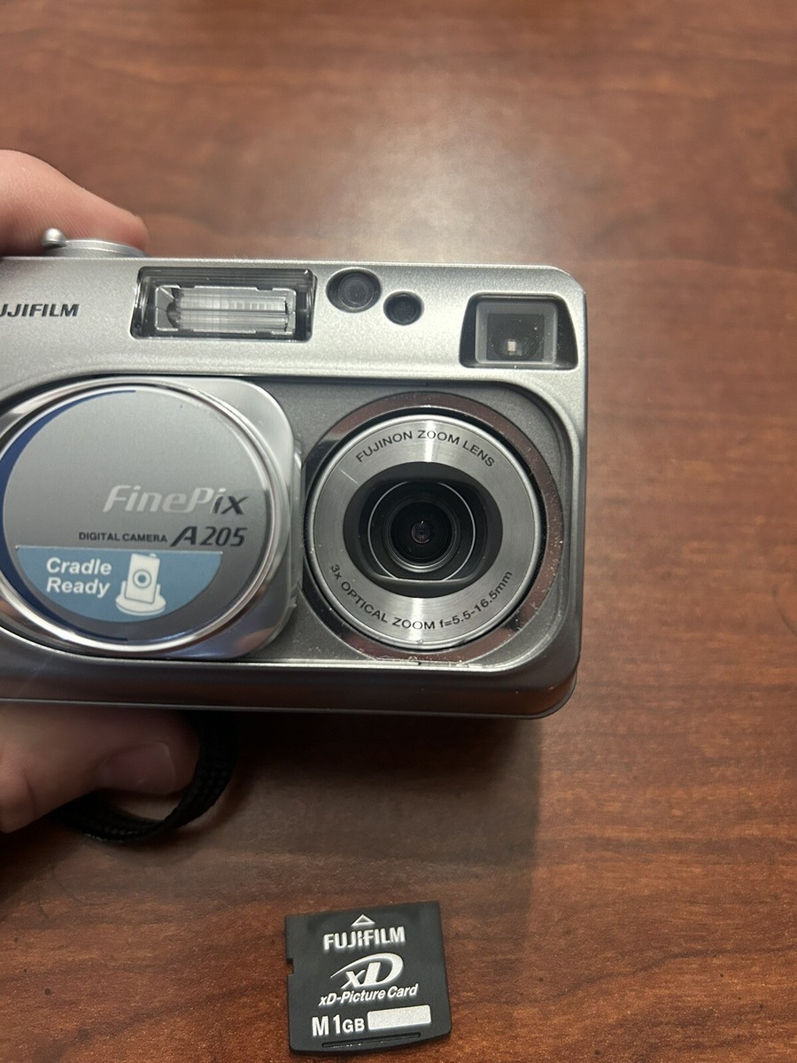 ［xDカードおまけ付き］FUJIFILM FINEPIX Z2 シルバーデジカメ 富士フイルム FinePix Z2 価格比較 - 価格.com