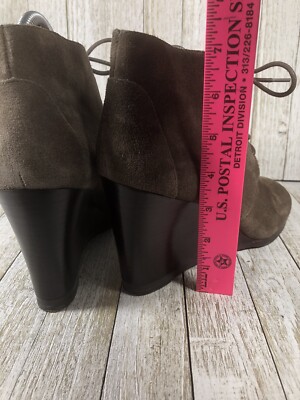 Franco Sarto Brown Suede Lace-up Ankle booties Wedge Platform Heel