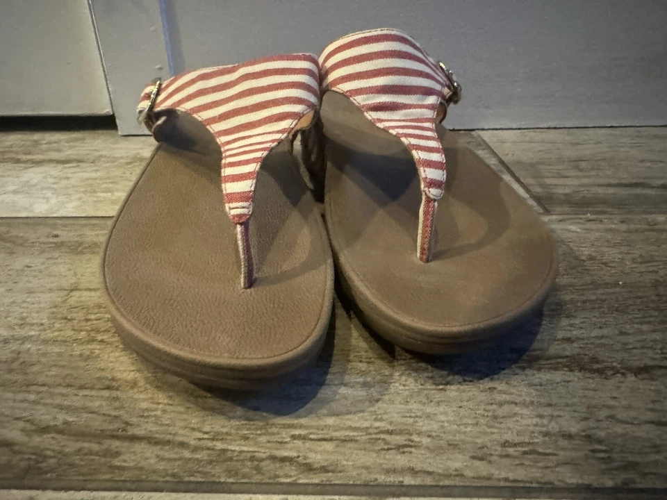 Sandalias ajustadas FitFlop Chanclas Cuña Informales Rayas Rojo Crema Mujeres 8 Foto 4 de 4