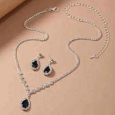 Elegant Necklace and Earring Set with Sparkle Rhinestone Elegant Jewellery Women