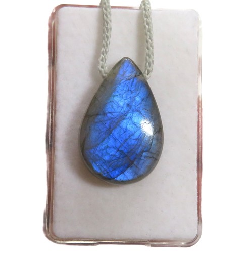 Labradorit Cabochon Anhänger quer gebohrt Nr. 4158
