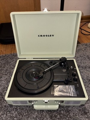 For Parts/Not Working**Mint Green Crosley Portable Record Player W