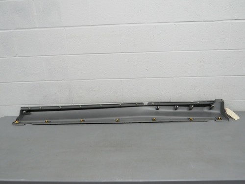 2002 2003 2004 2005 2006 HYUNDAI SANTA FE RIGHT SIDE MOLDING SIDE SILL - Picture 6 of 8