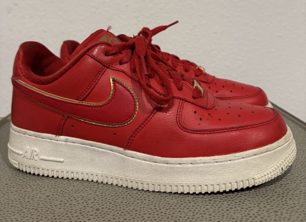 red and gold air forces