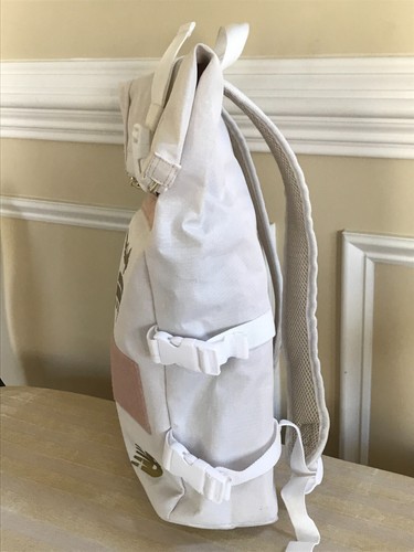 2020 New Balance Nationals Indoor Backpack. Previously Enjoyed/Great Condition! - Picture 5 of 6
