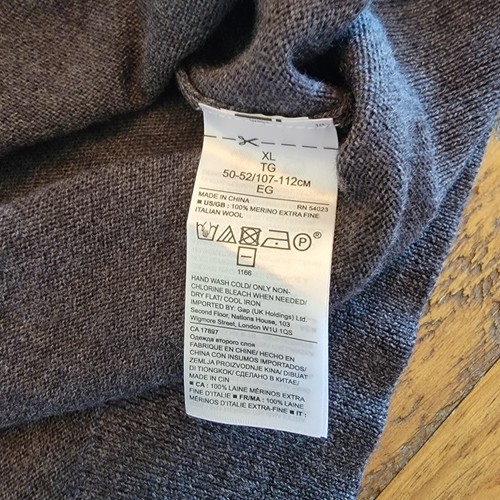 Banana Republic Italian Merino Yarn By Baruffa Men's Gray Crew Neck Sweater - XL - Picture 8 of 11