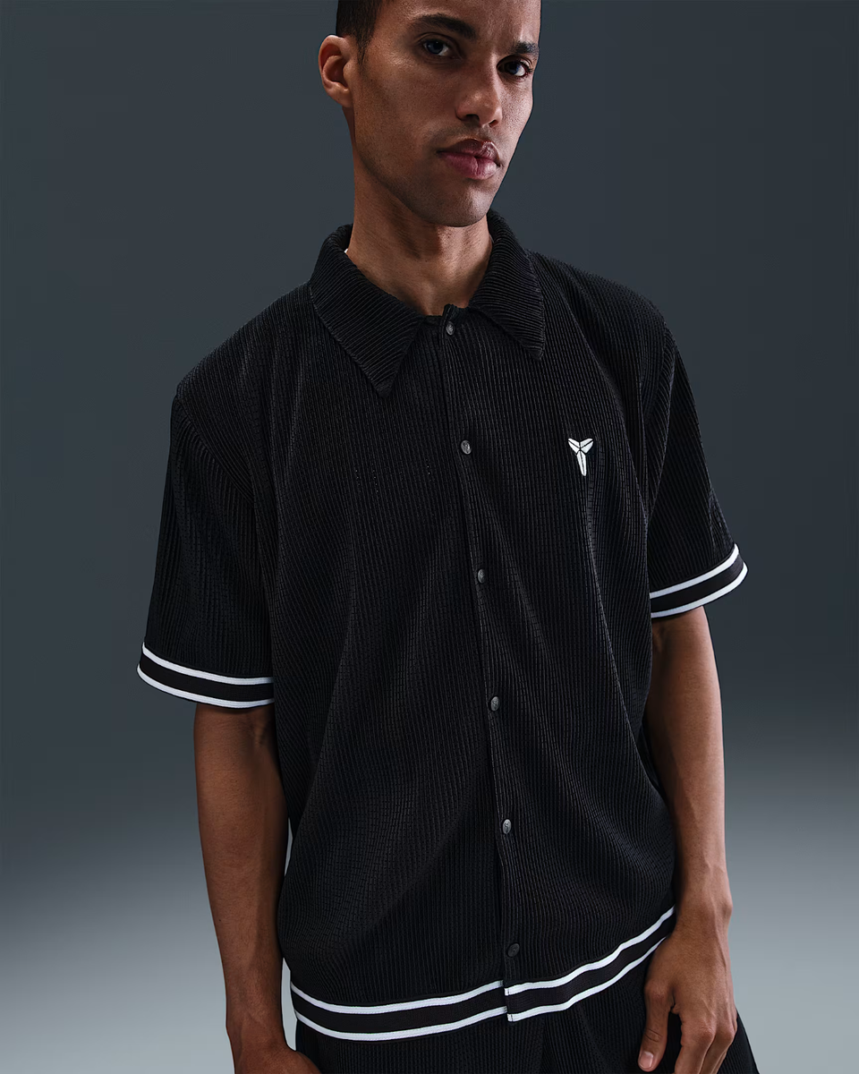 Nike x Kobe Men's XL Pleated Short Sleeve Basketball Top Black