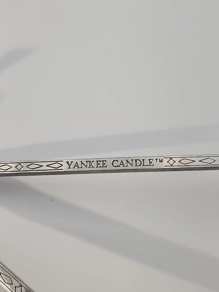 Yankee Candle Clean Cut Wick Trimmer Tool Clipper Cutter Scissors Long Handle - Image 2 of 4