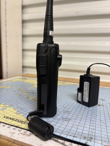 ICOM IC-A24 Aviation VHF Air Band Transceiver Radio - Afbeelding 5 van 9