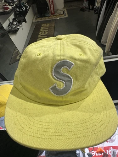casquette logo S suprême